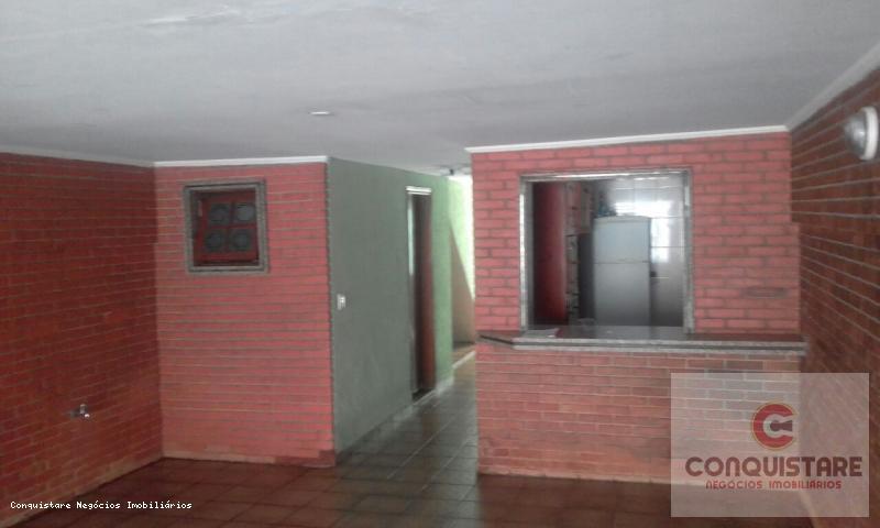 Apartamento à venda com 3 quartos, 202m² - Foto 3