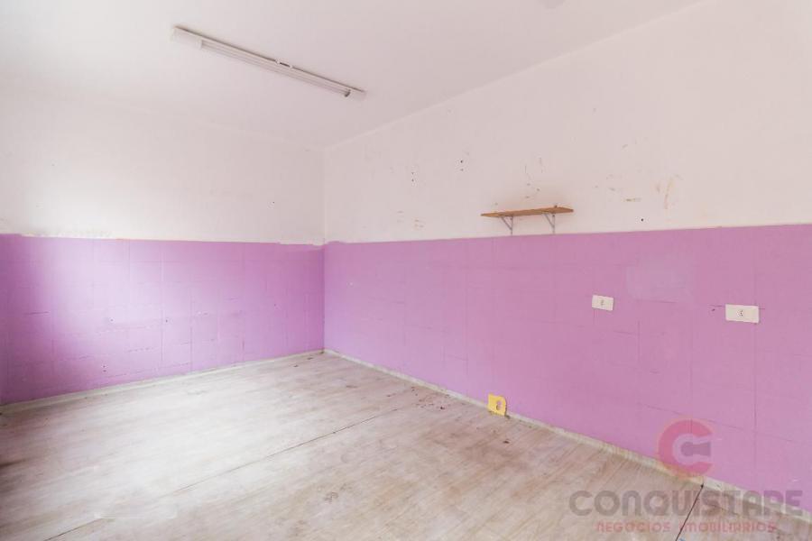 Casa à venda com 3 quartos, 200m² - Foto 4