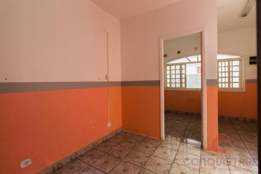 Casa à venda com 3 quartos, 200m² - Foto 18