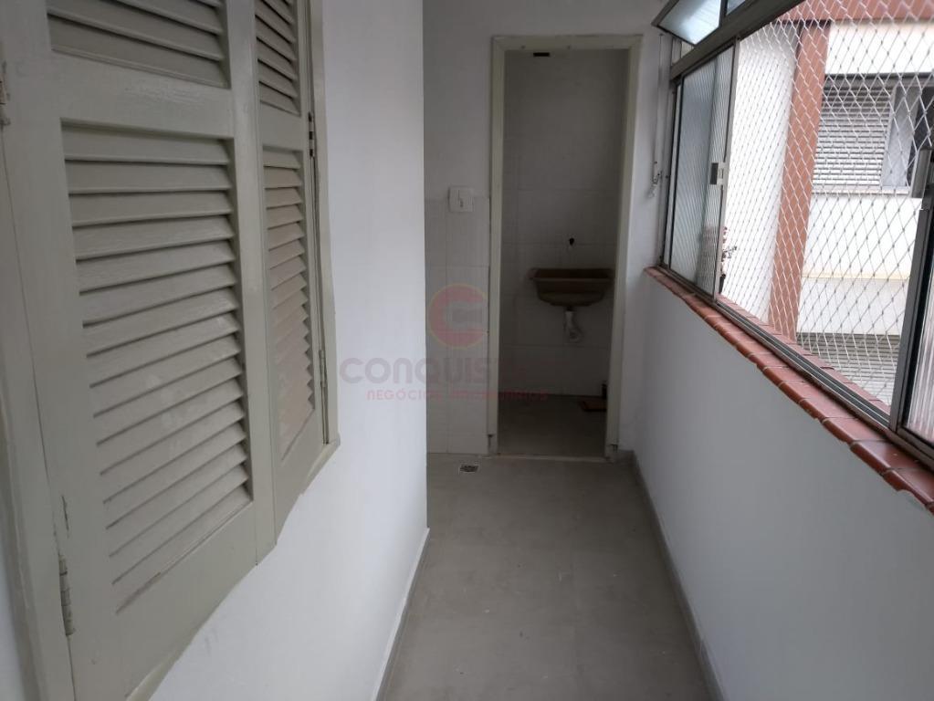 Apartamento para alugar com 3 quartos, 80m² - Foto 3