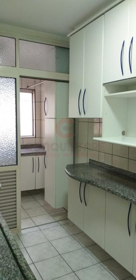 Apartamento à venda com 3 quartos, 134m² - Foto 6