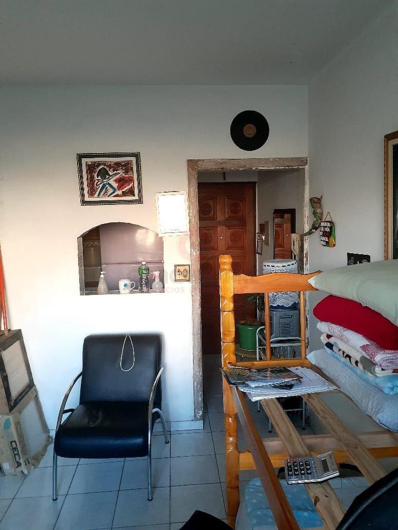 Apartamento à venda com 1 quarto, 37m² - Foto 7