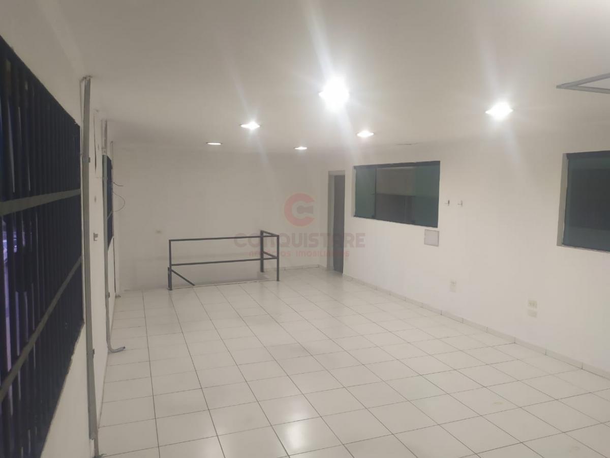 Depósito-Galpão-Armazém à venda, 300m² - Foto 1