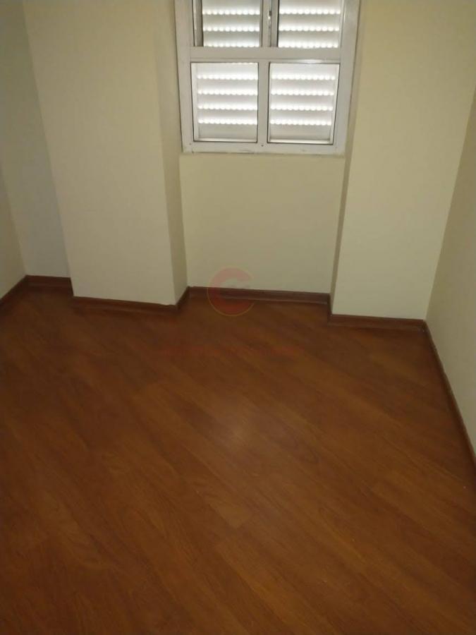 Apartamento à venda com 2 quartos, 78m² - Foto 3