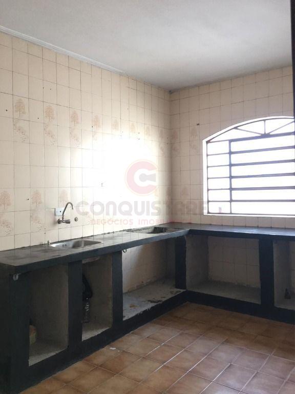 Sobrado à venda com 3 quartos, 310m² - Foto 12