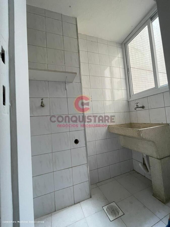 Casa à venda com 3 quartos, 150m² - Foto 13