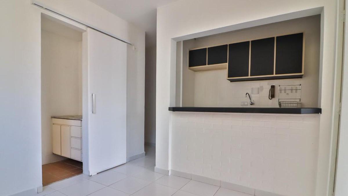 Apartamento para alugar com 1 quarto, 43m² - Foto 10