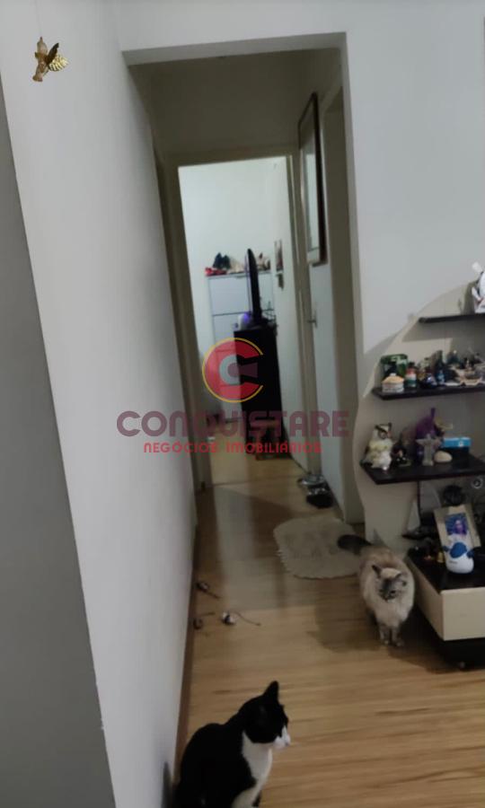 Apartamento à venda com 2 quartos, 45m² - Foto 3