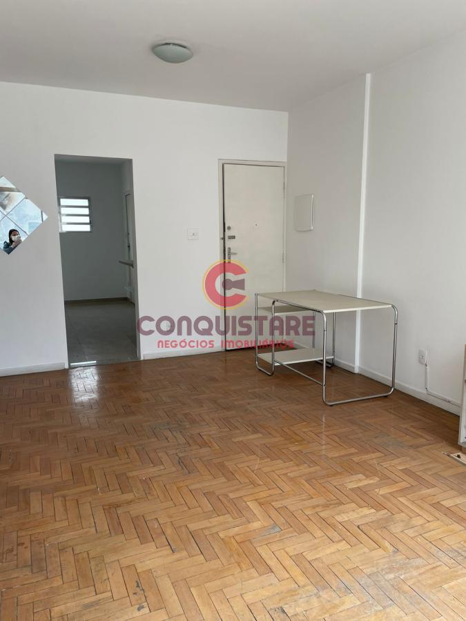 Apartamento para alugar com 3 quartos, 140m² - Foto 14