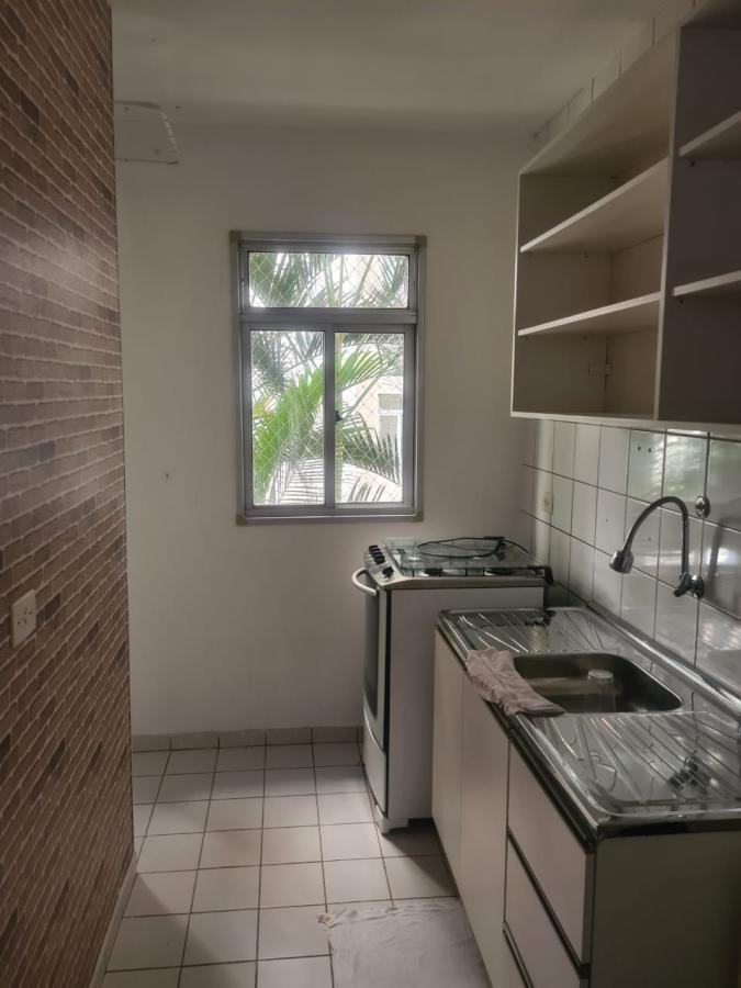 Apartamento à venda com 2 quartos, 45m² - Foto 3