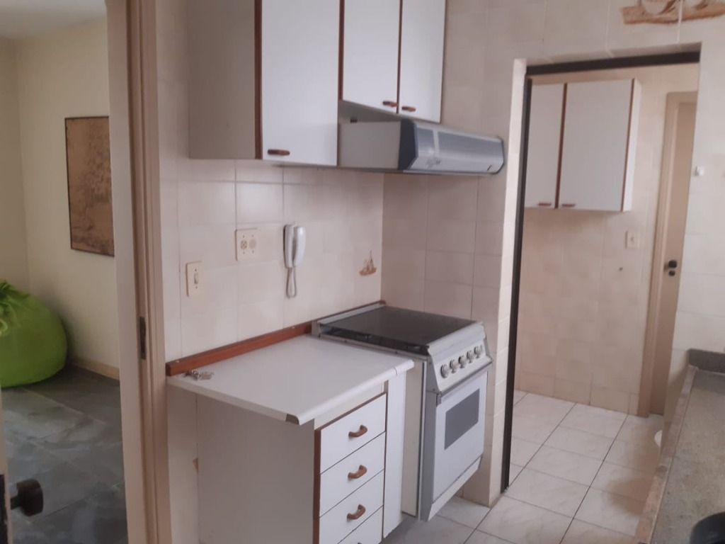 Apartamento à venda com 3 quartos, 82m² - Foto 7