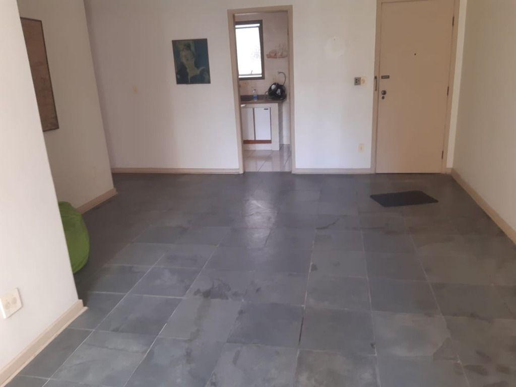 Apartamento à venda com 3 quartos, 82m² - Foto 2