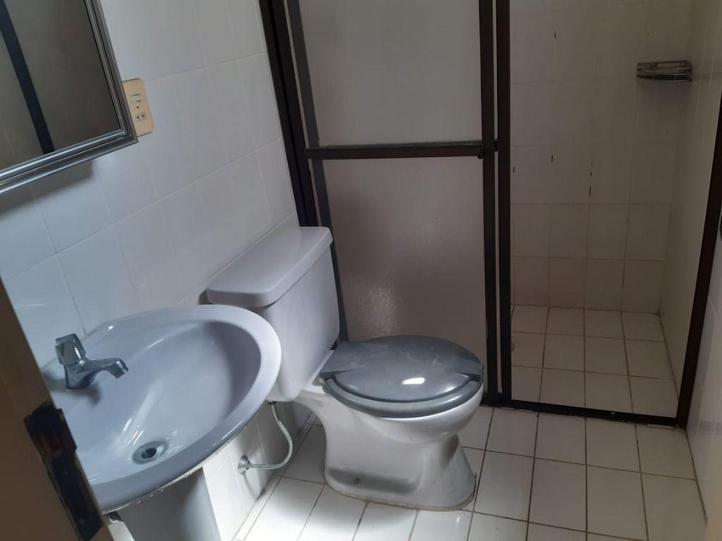 Apartamento à venda com 3 quartos, 82m² - Foto 13