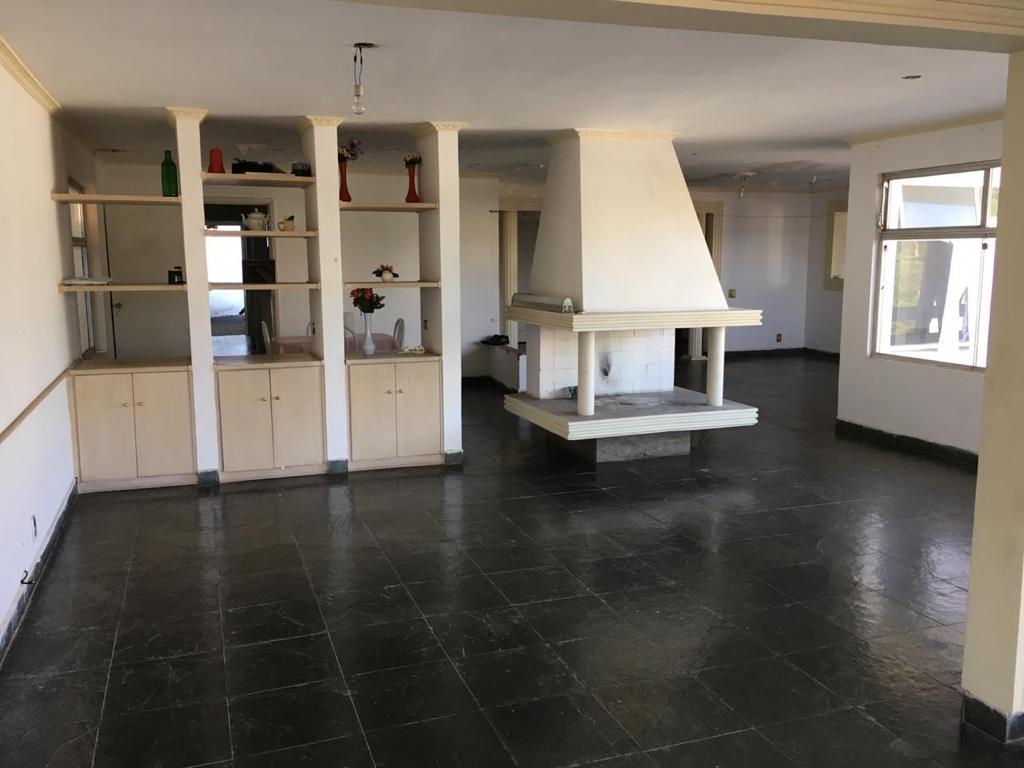 Sobrado à venda com 5 quartos, 1056m² - Foto 2