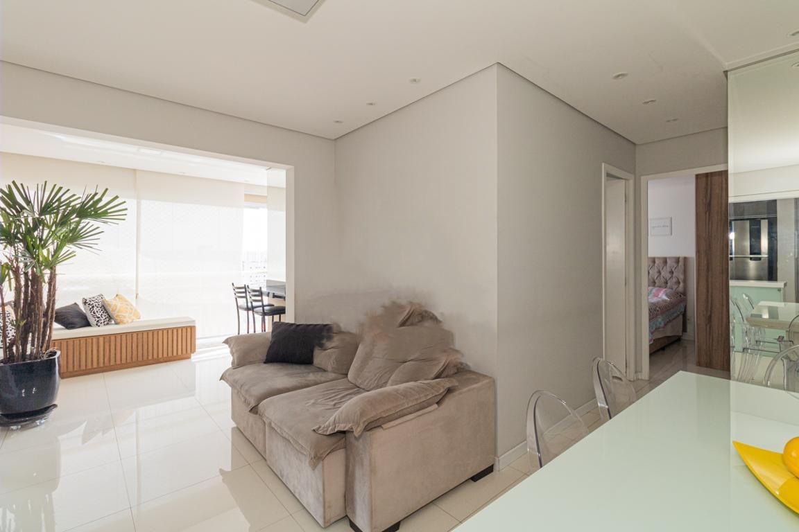 Apartamento à venda com 2 quartos, 63m² - Foto 3