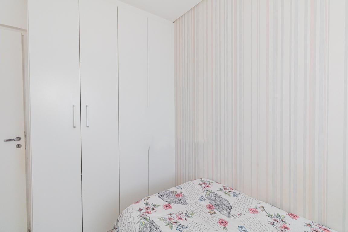 Apartamento à venda com 2 quartos, 63m² - Foto 13