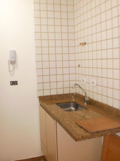 Apartamento à venda com 1 quarto, 38m² - Foto 5