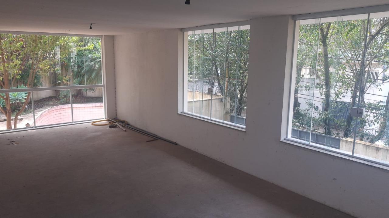 Prédio Inteiro para alugar com 5 quartos, 1000m² - Foto 9