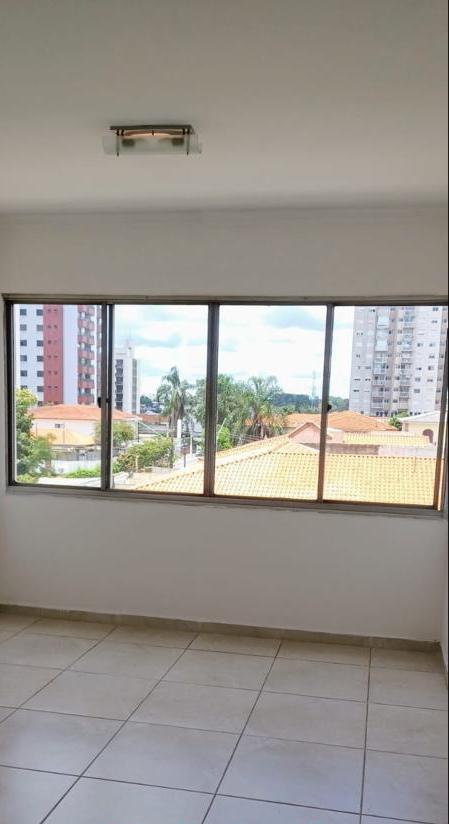 Apartamento à venda com 3 quartos, 90m² - Foto 1