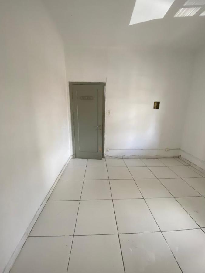 Casa para alugar com 2 quartos, 90m² - Foto 14