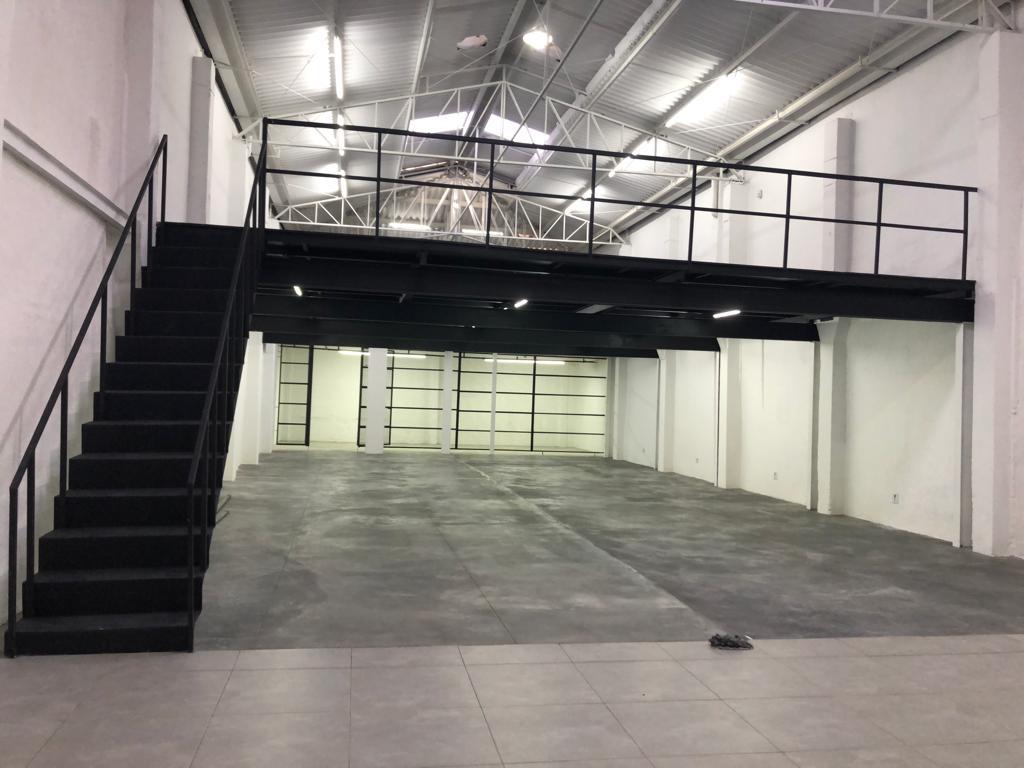 Loja-Salão para alugar, 587m² - Foto 2