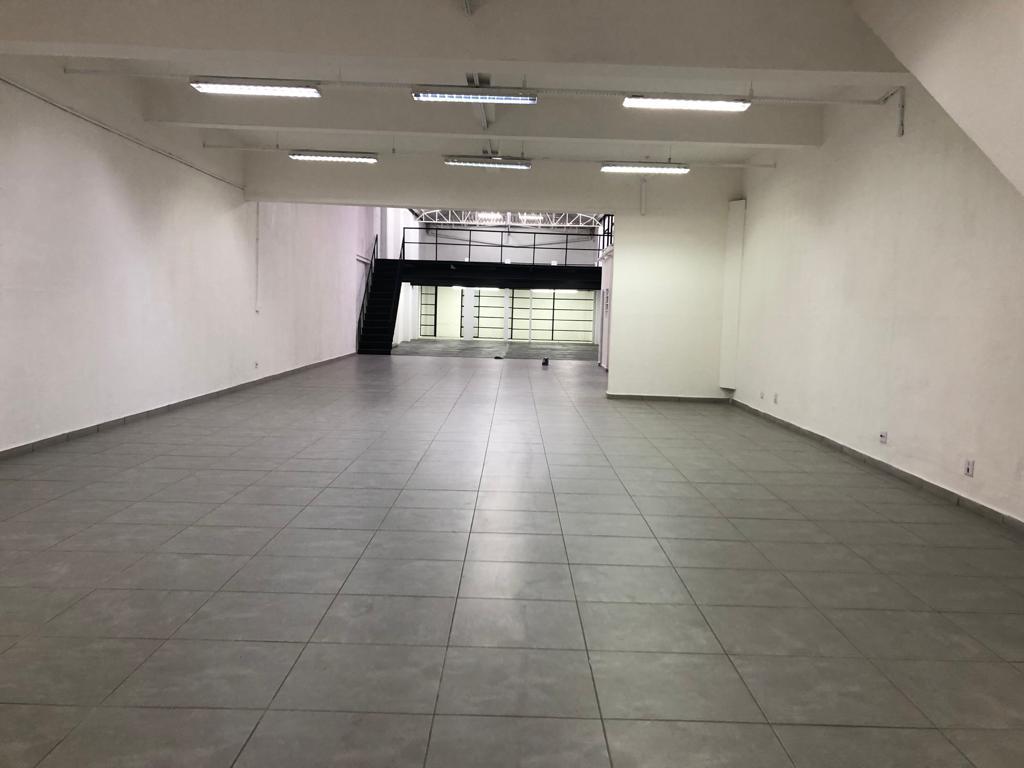 Loja-Salão para alugar, 587m² - Foto 1