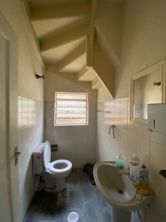 Sobrado para alugar com 3 quartos, 360m² - Foto 16