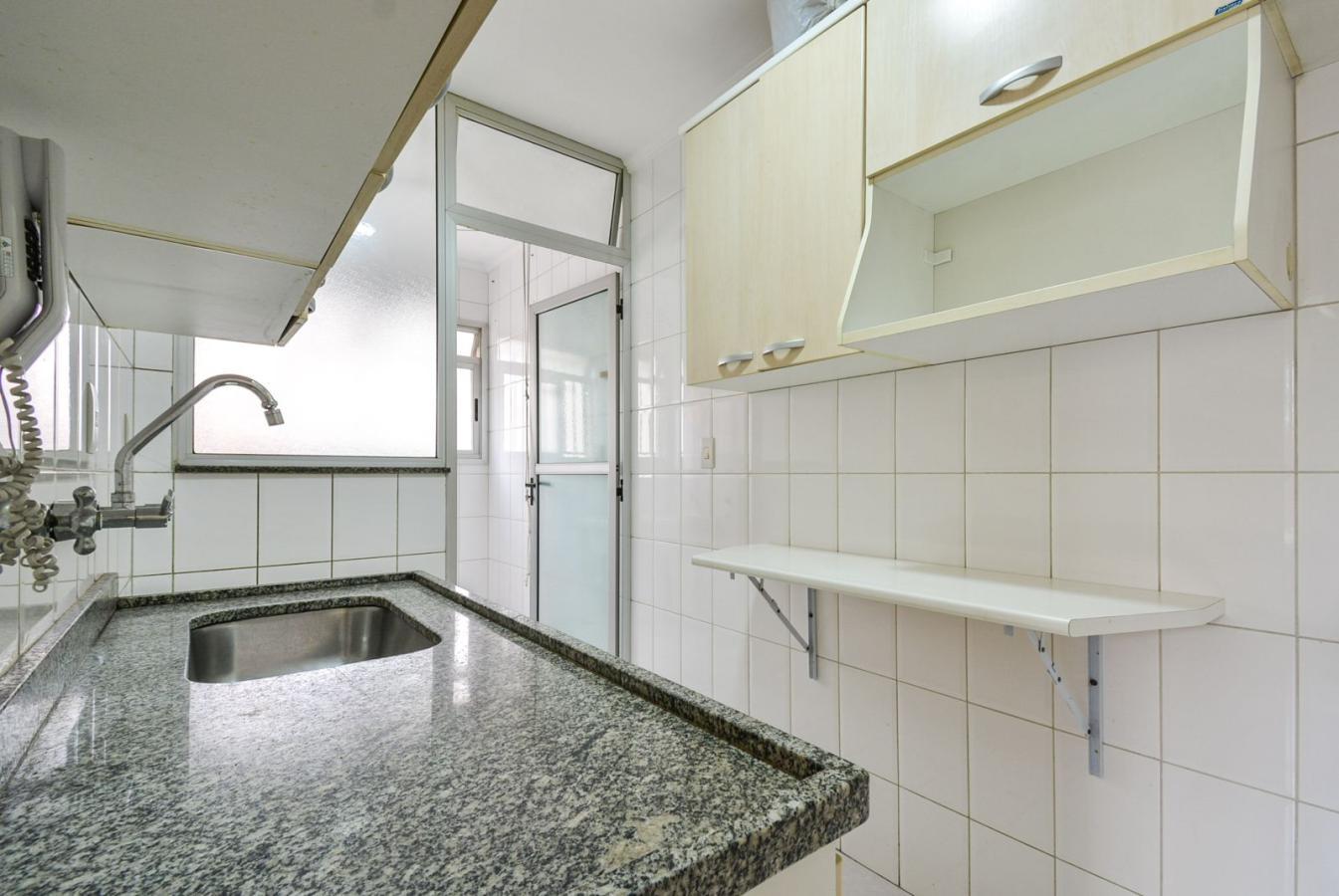 Apartamento à venda com 2 quartos, 65m² - Foto 42