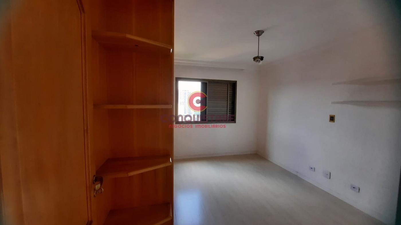 Apartamento à venda com 3 quartos, 145m² - Foto 17