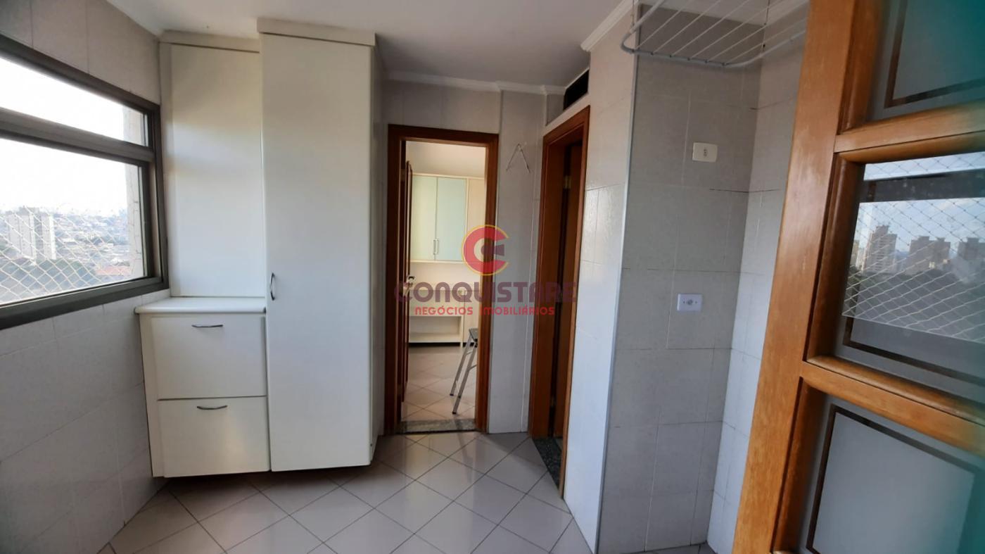 Apartamento à venda com 3 quartos, 145m² - Foto 19