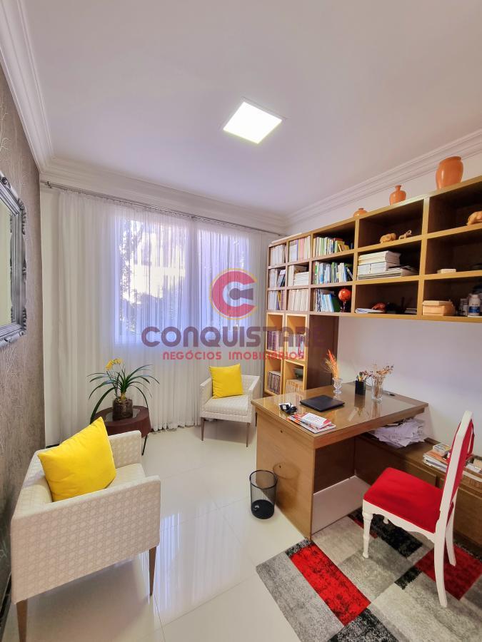 Casa à venda com 4 quartos, 550m² - Foto 12