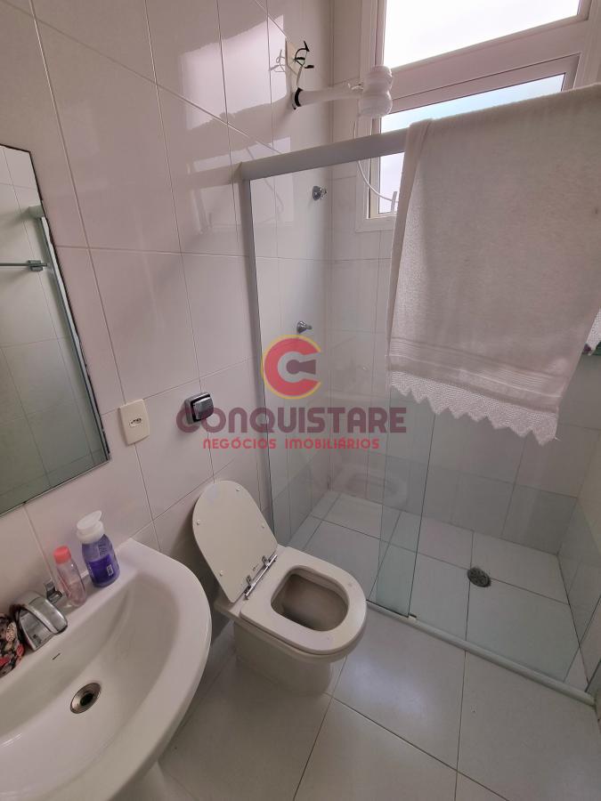 Casa à venda com 4 quartos, 550m² - Foto 27