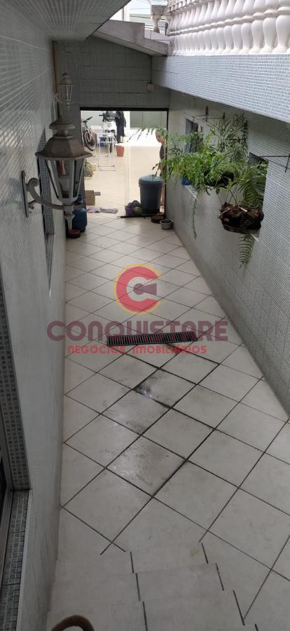 Casa à venda com 3 quartos, 250m² - Foto 17