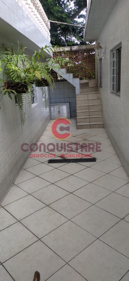 Casa à venda com 3 quartos, 250m² - Foto 20