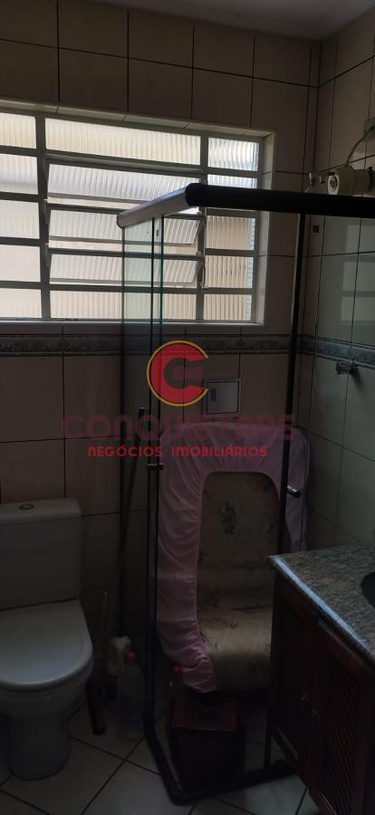 Casa à venda com 3 quartos, 250m² - Foto 37