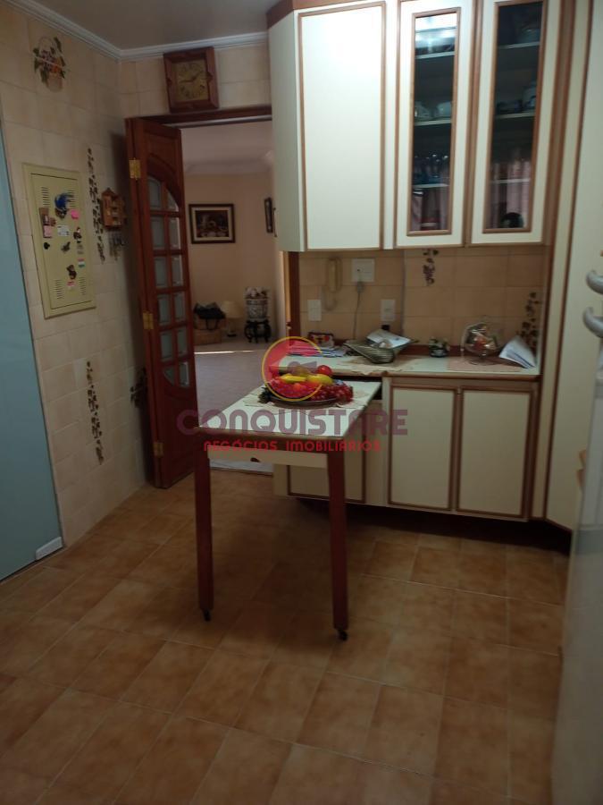 Apartamento à venda com 3 quartos, 116m² - Foto 9