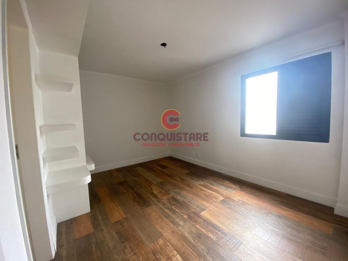 Apartamento para alugar com 3 quartos, 250m² - Foto 9