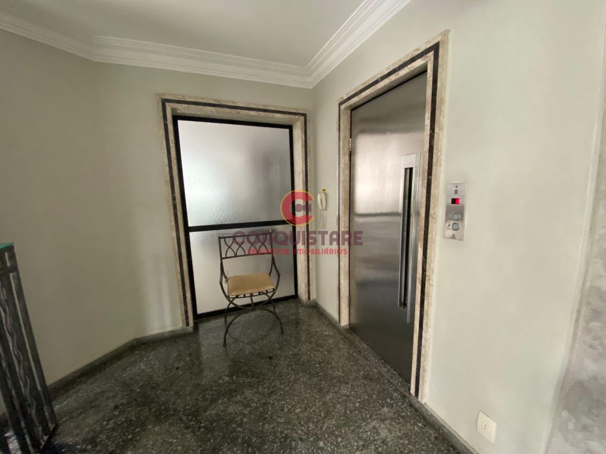 Apartamento para alugar com 3 quartos, 250m² - Foto 40