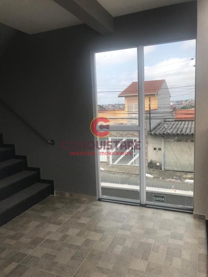 Apartamento à venda com 2 quartos, 40m² - Foto 11