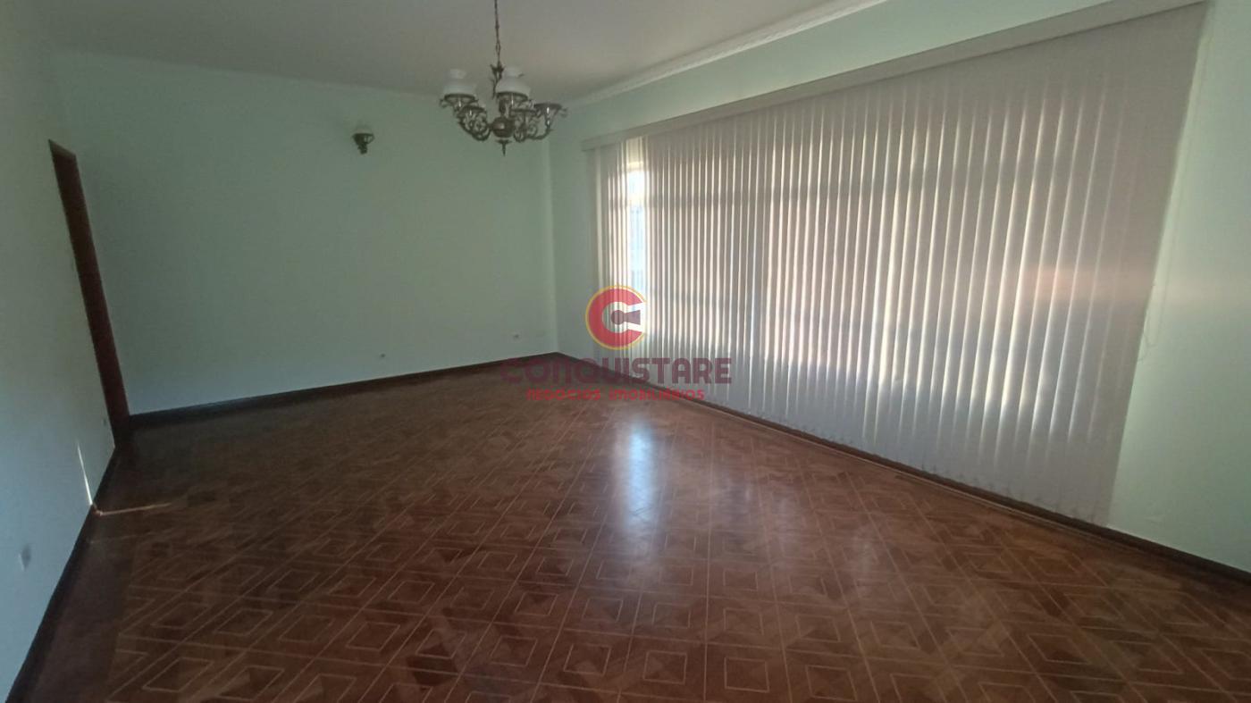 Sobrado à venda com 2 quartos, 330m² - Foto 1