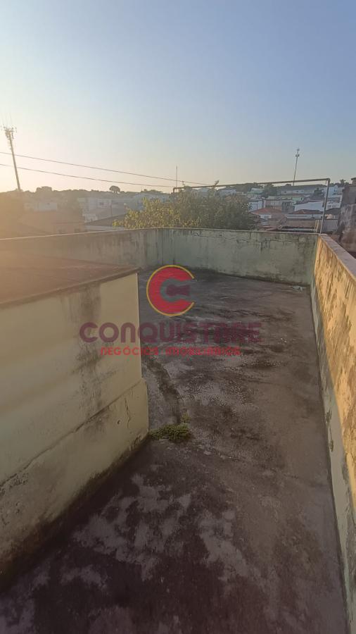 Sobrado à venda com 2 quartos, 330m² - Foto 5