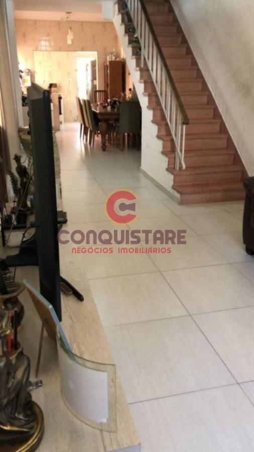 Casa à venda com 3 quartos, 200m² - Foto 3