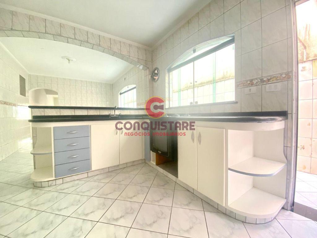 Sobrado à venda com 4 quartos, 183m² - Foto 9