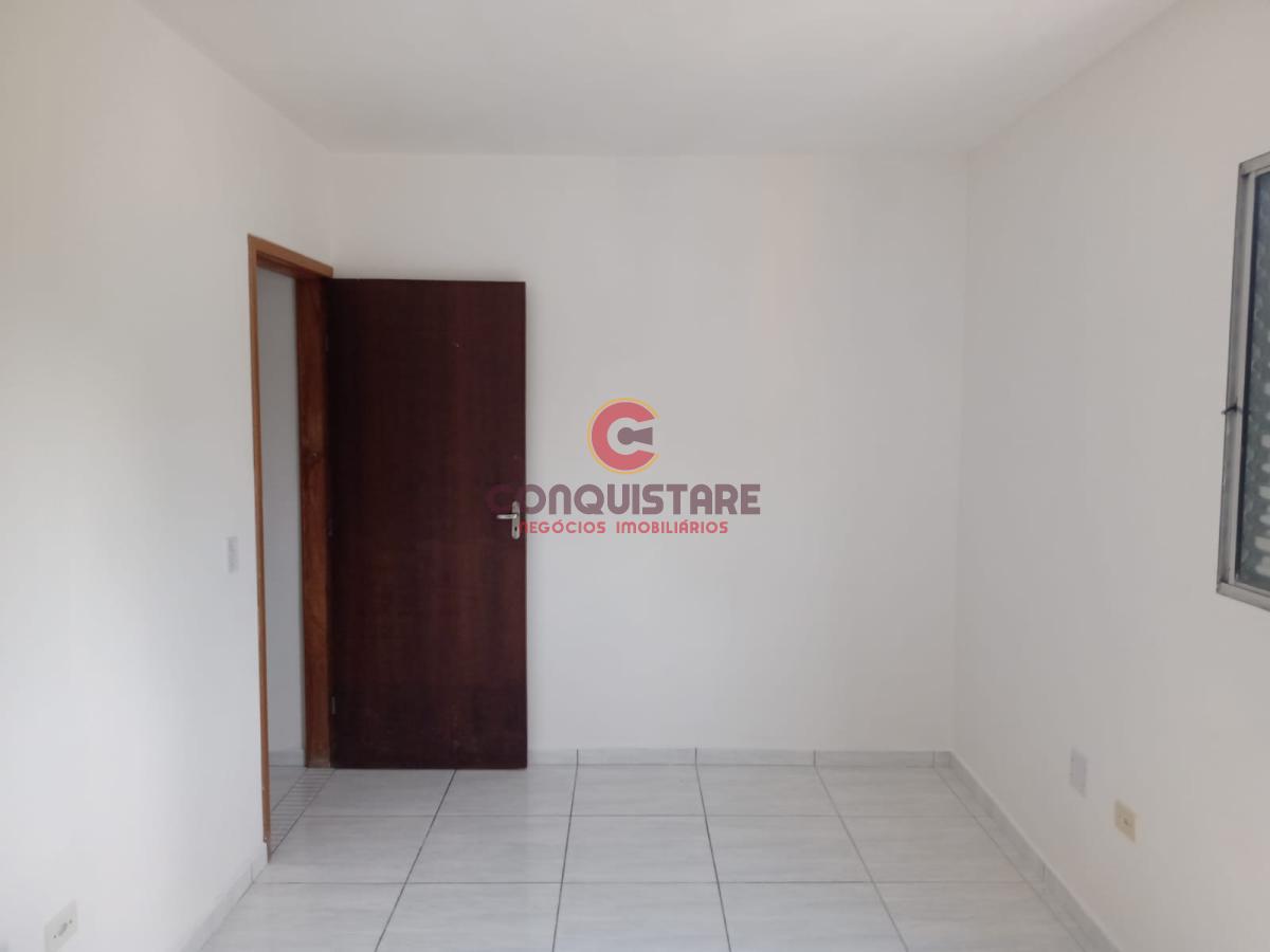 Apartamento à venda com 2 quartos, 61m² - Foto 4