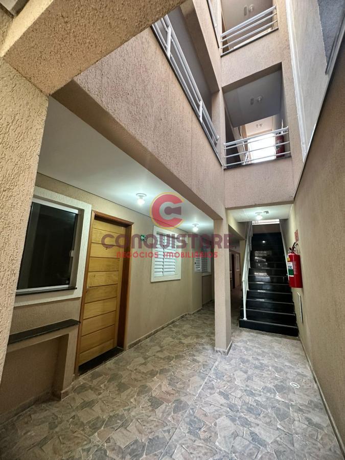 Apartamento à venda com 2 quartos, 39m² - Foto 10