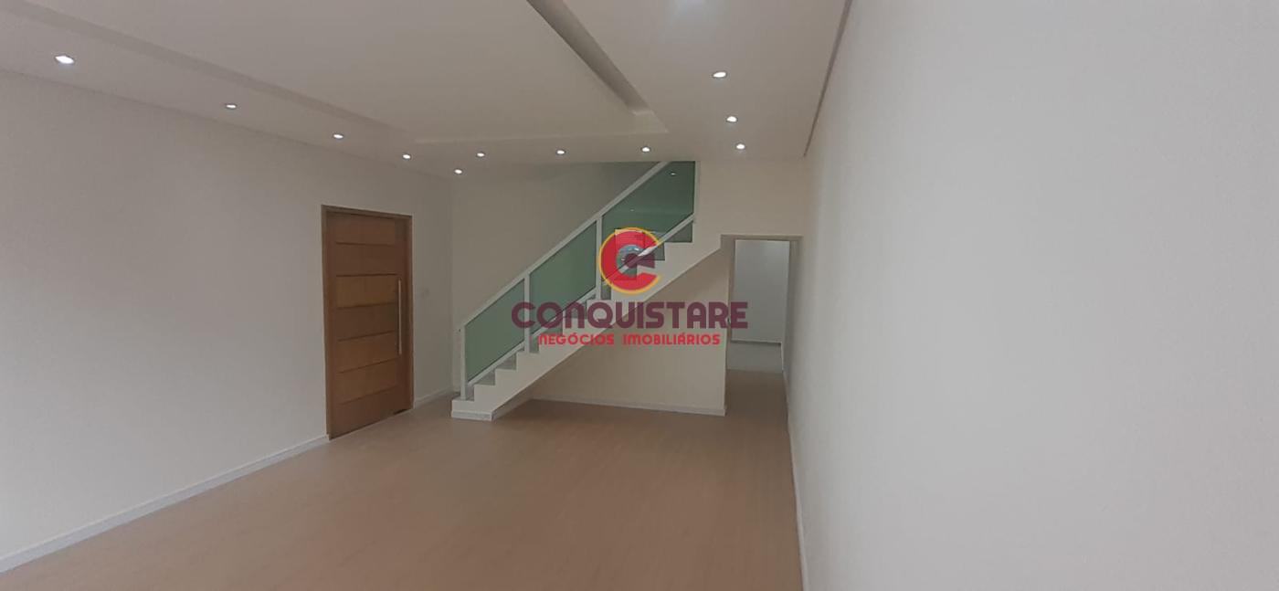 Sobrado à venda com 3 quartos, 120m² - Foto 1