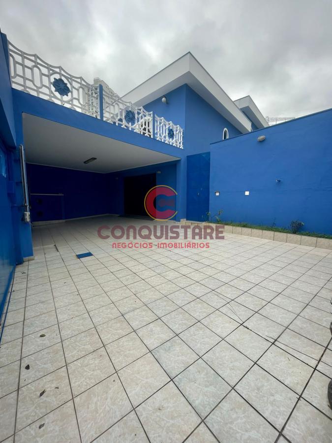 Sobrado para alugar com 4 quartos, 600m² - Foto 1