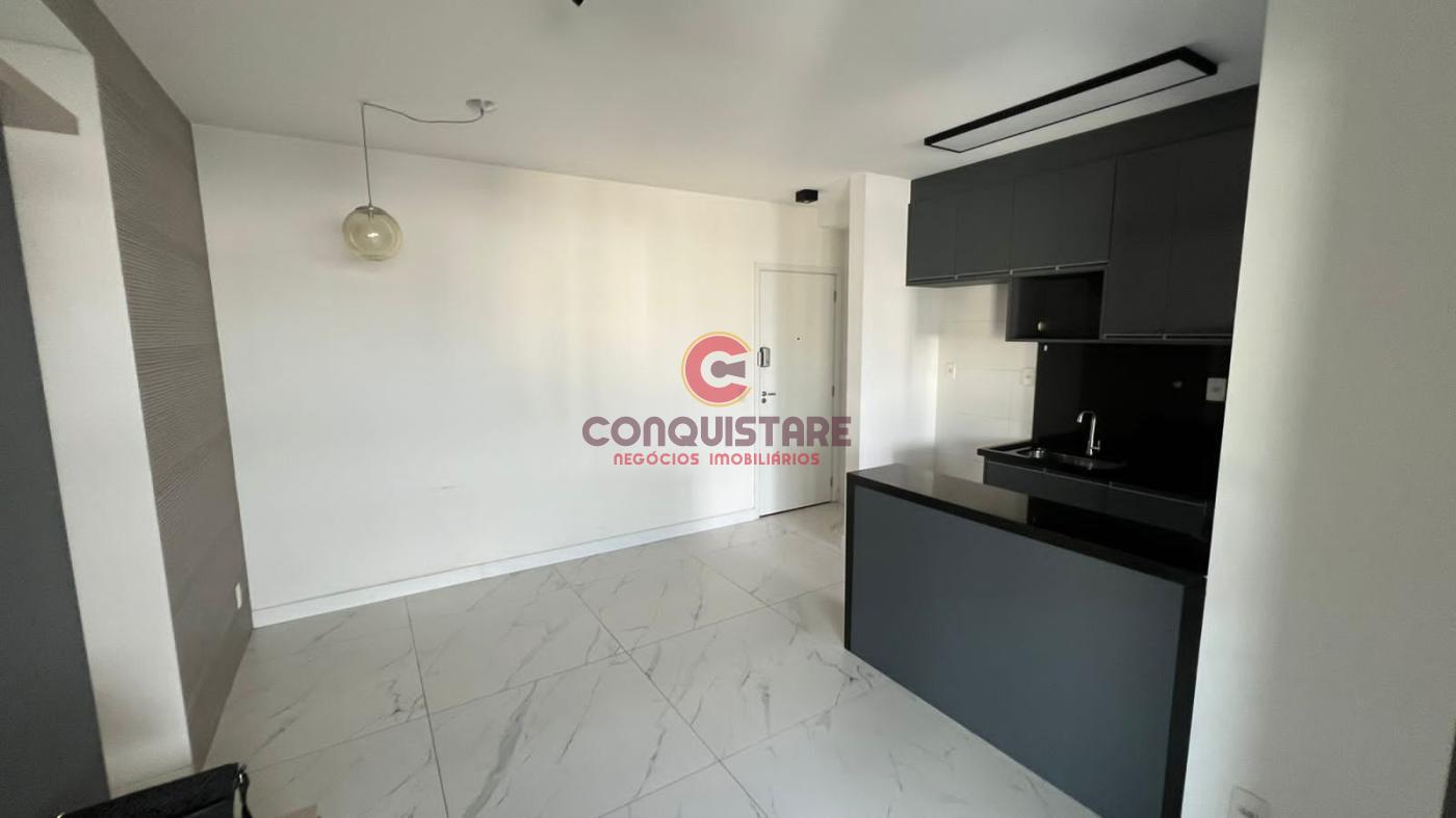 Apartamento à venda com 2 quartos, 67m² - Foto 25