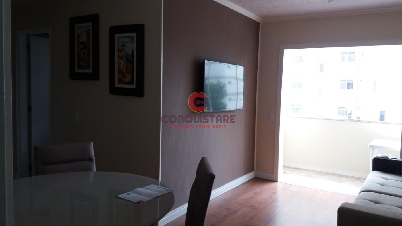 Apartamento à venda com 2 quartos, 61m² - Foto 1