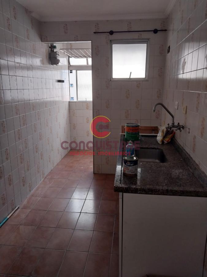 Apartamento para alugar com 2 quartos, 50m² - Foto 12